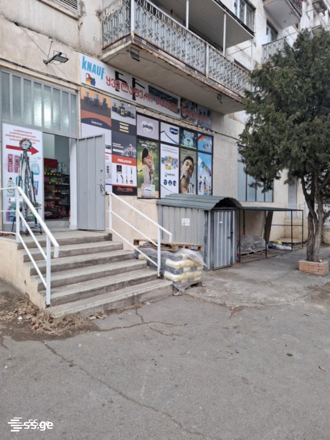 Commercial Space For Rent. Mukhiani view 1