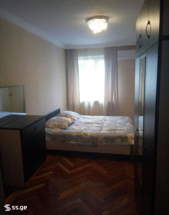 3 Room Flat Daily Rent. Batumi view 6