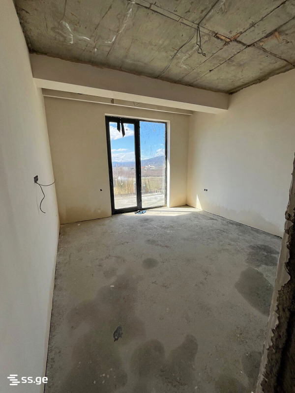 6 Room Private House For Sale view 14