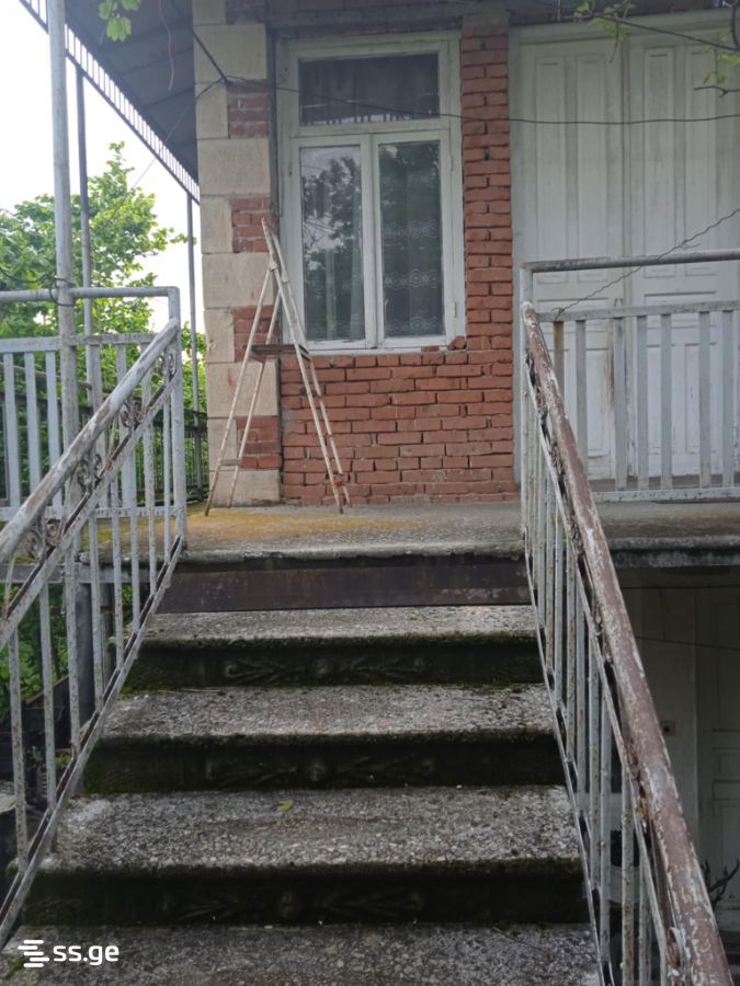 8 Room Private House For Sale, 3 of 4