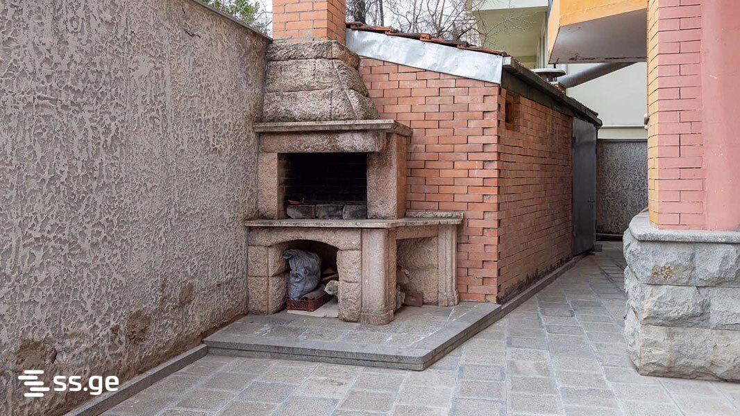 10 Room Private House For Sale view 22
