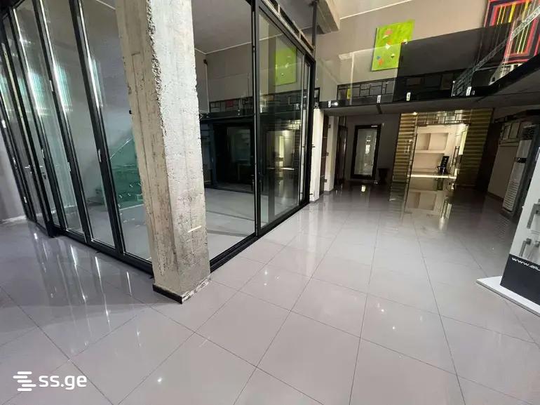 Commercial Space For Rent. Isani view 5