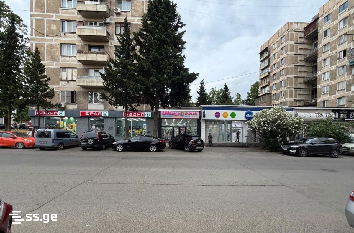 Commercial Space For Rent. Isani view 9