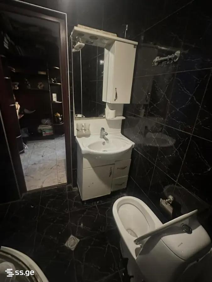 5 Room Flat For Sale view 9