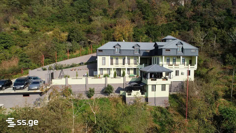 11 Room Private House For Rent. Batumi view 1