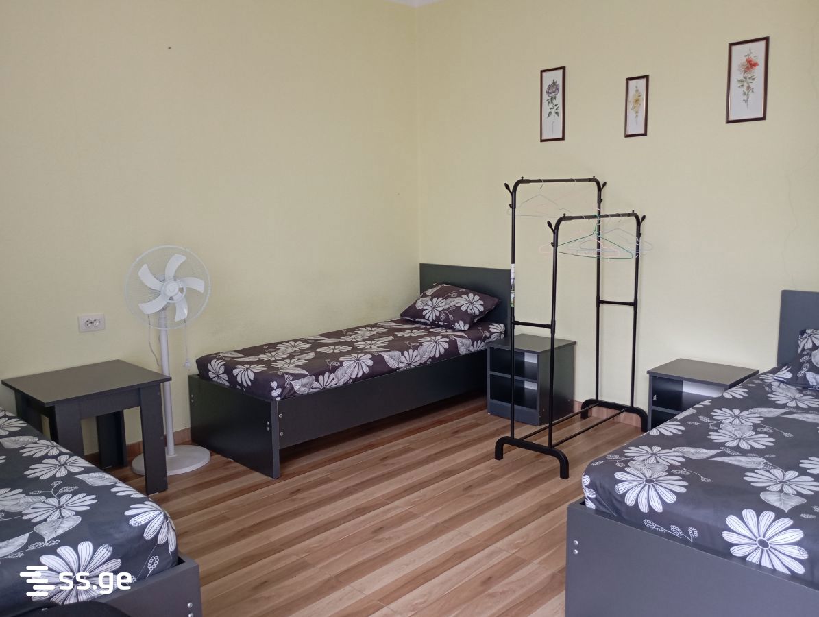 8 Room Private House Daily Rent. Chaqvi view 6