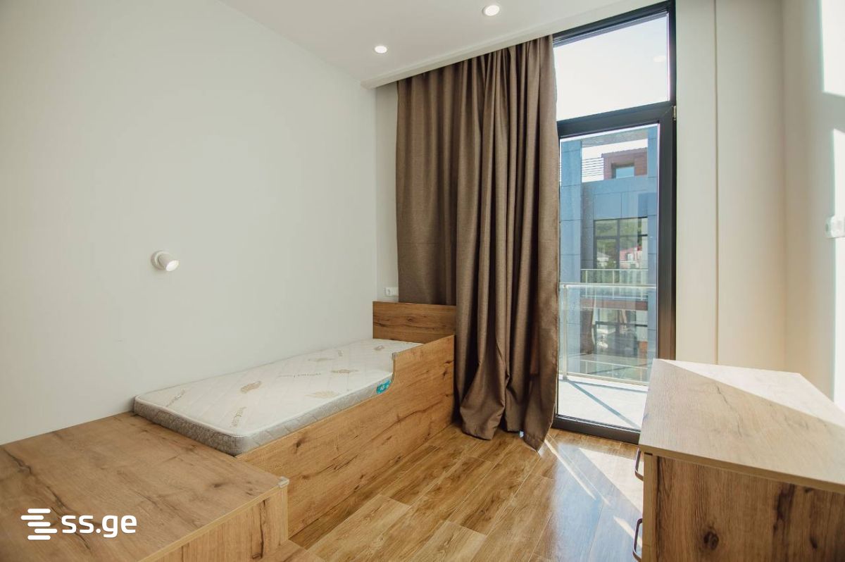 3 Room Flat For Rent. Gonio view 2