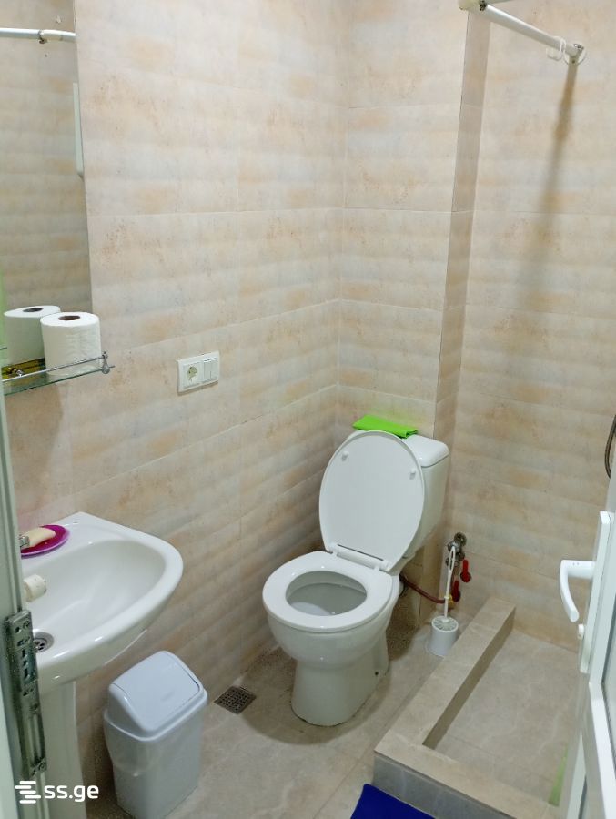 8 Room Private House Daily Rent. Chaqvi view 9