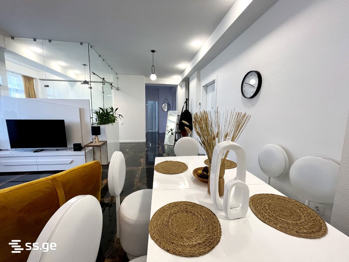 3 room Flat For Sale. Vake - Widok 4