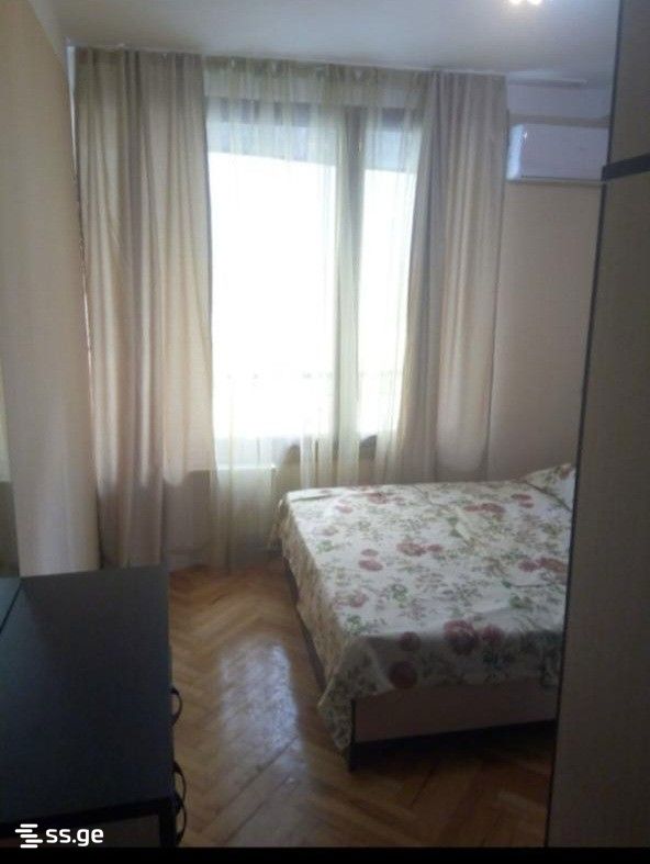 3 Room Flat Daily Rent. Batumi view 4