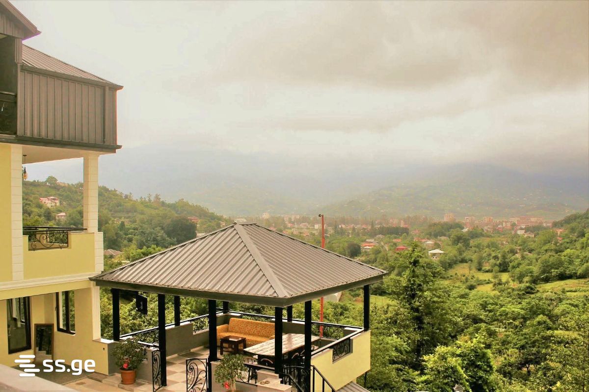11 Room Private House For Rent. Batumi view 8