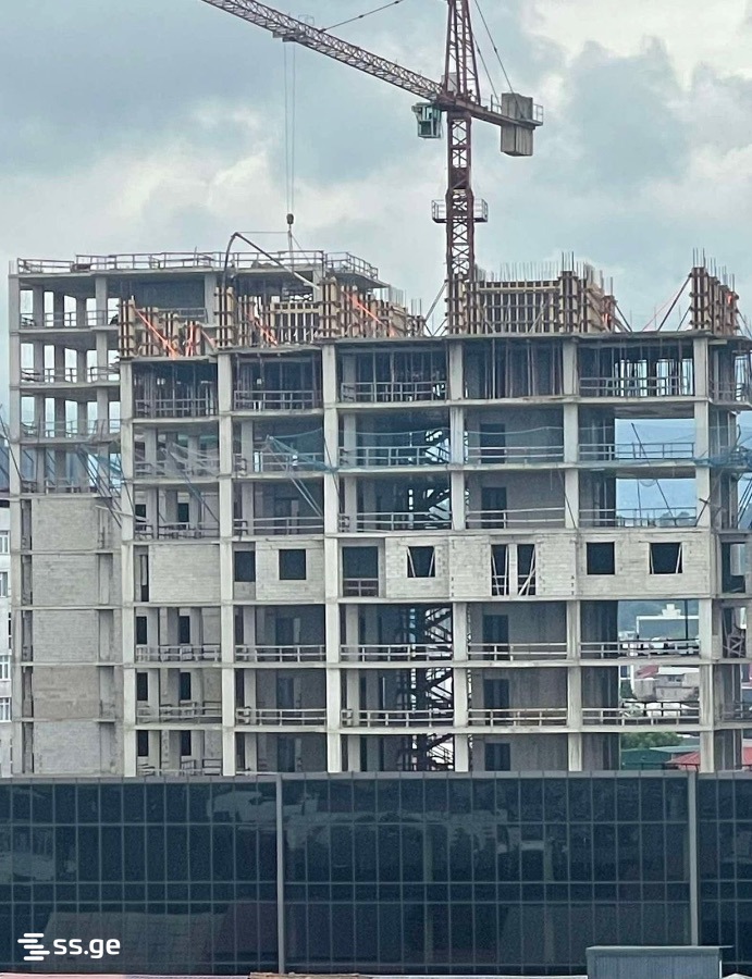 4 room Flat For Sale. Batumi - Vista 3