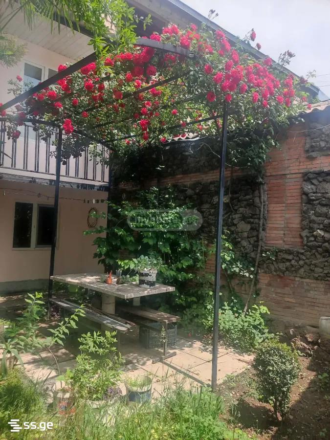 8 Room Private House For Sale view 10