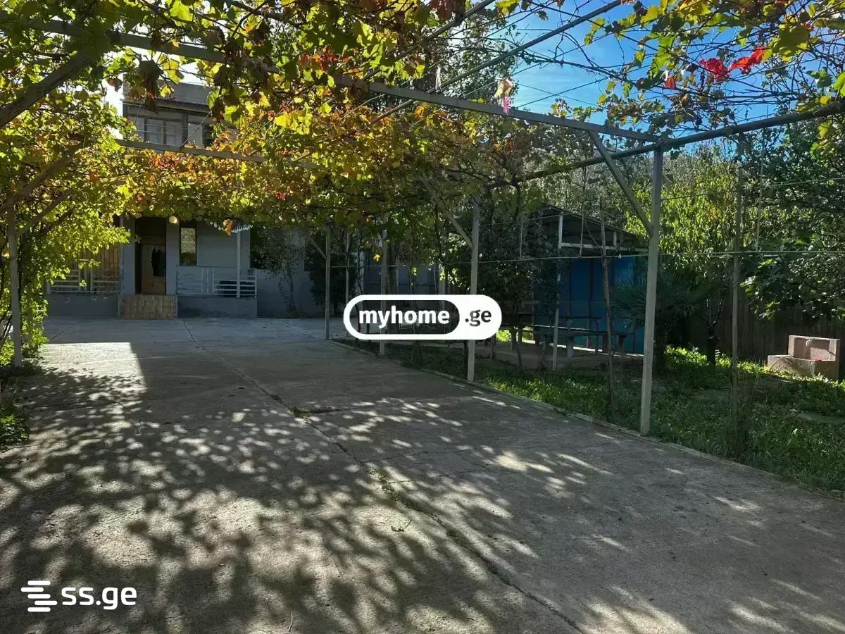6 Room Summer Cottage Daily Rent. Didi Digomi view 5