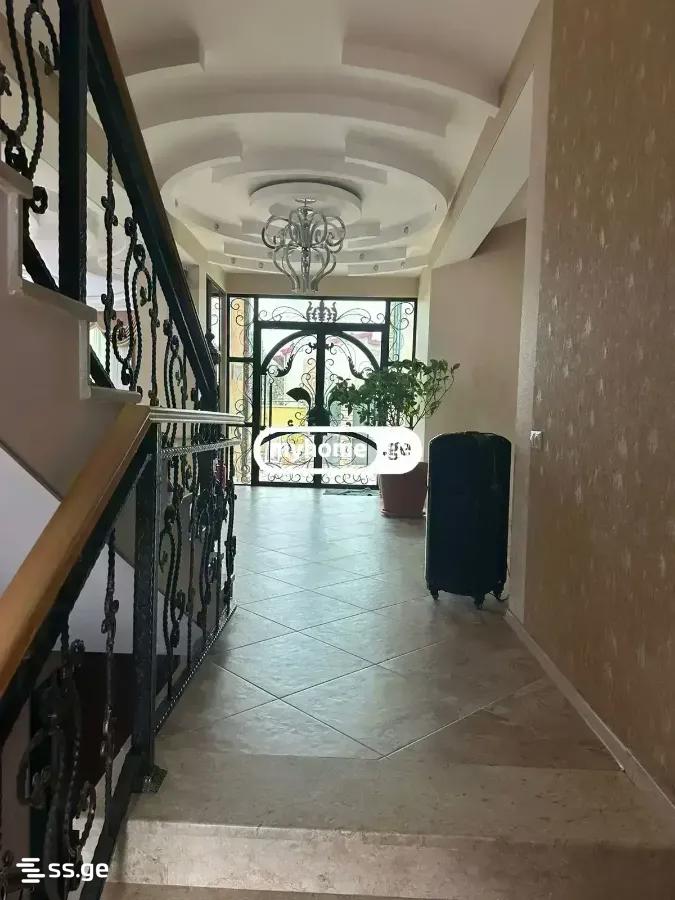 9 Room Hotel For Rent. Ivertubani view 8