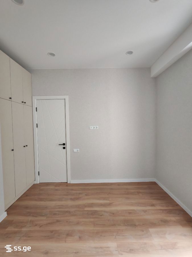 2 room Flat For Sale. Didi digomi - Widok 3
