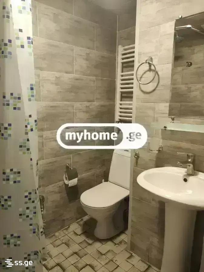 9 Room Hotel For Rent. Chugureti view 40
