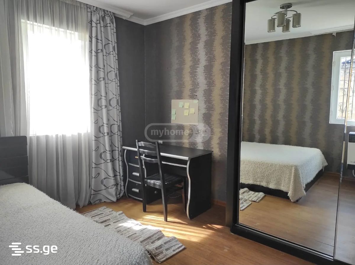 2 Room Private House For Rent. Chugureti, 1 of 4