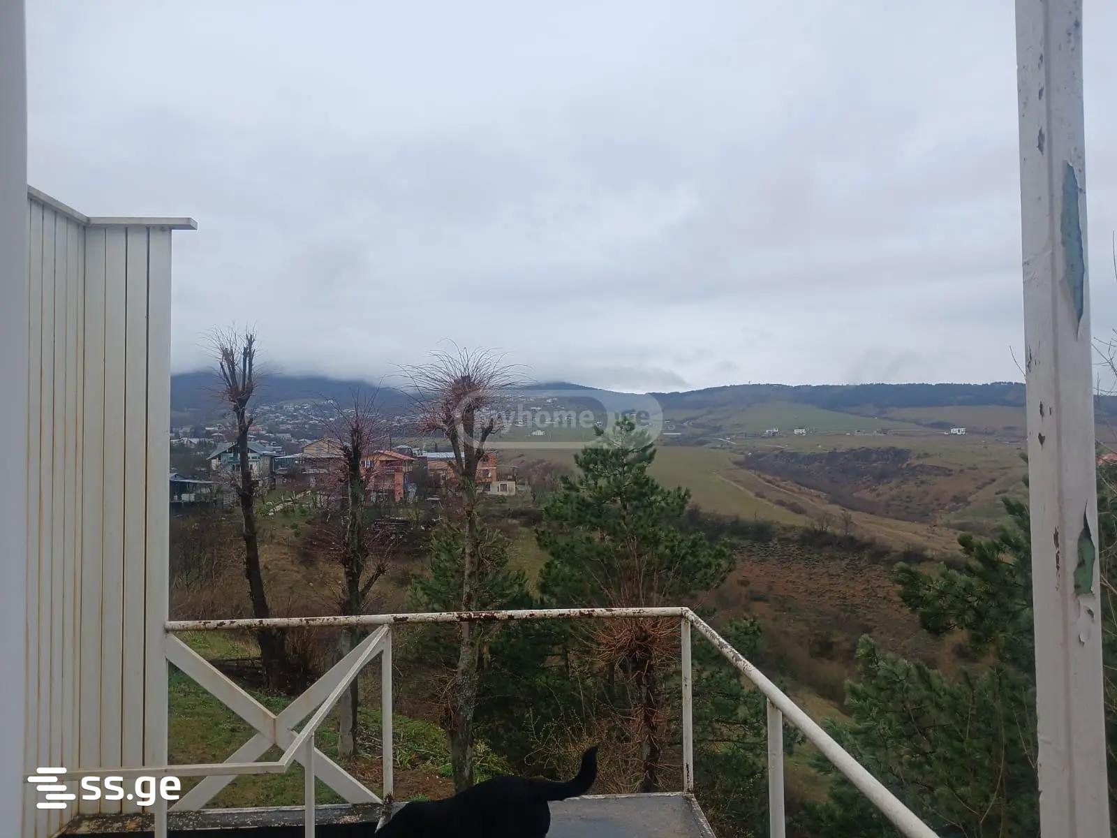 8 Room Private House For Sale view 11