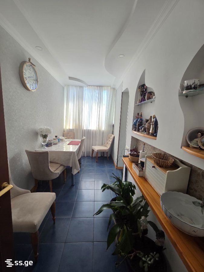 5 Room Flat For Sale view 14