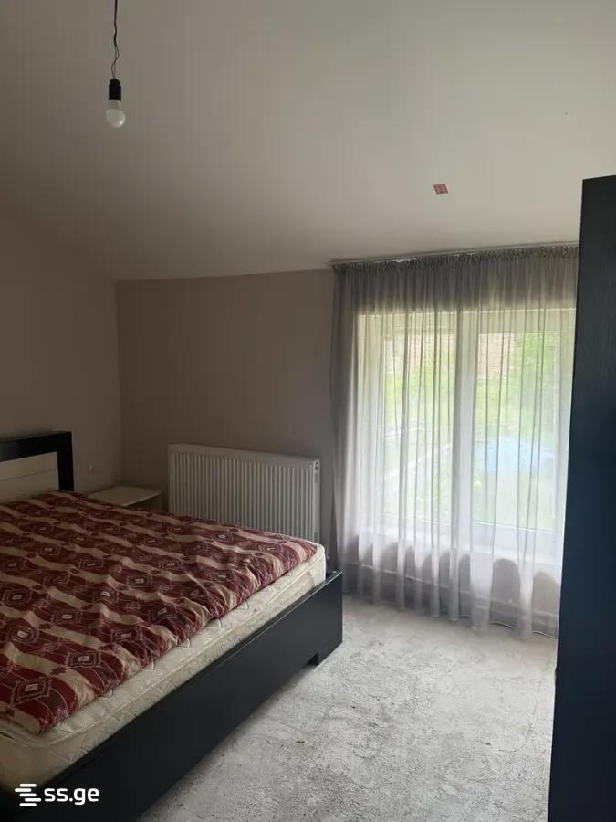 6 Room Private House For Sale view 4