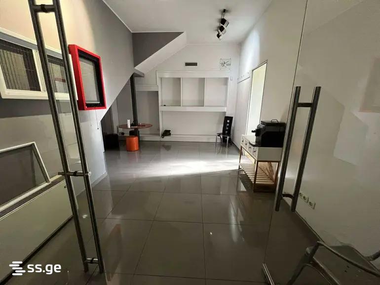 Commercial Space For Rent. Isani view 9