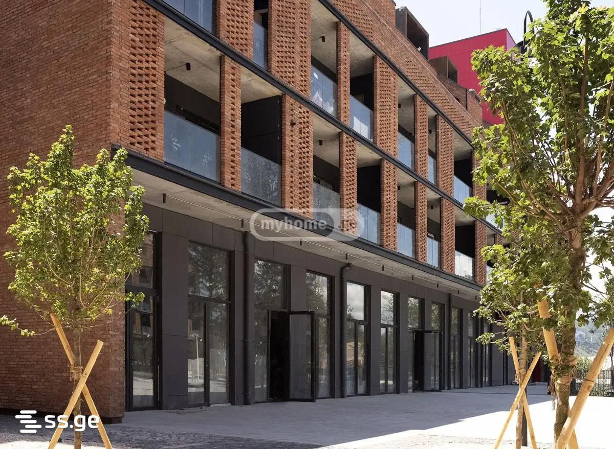 Commercial Space For Sale. Avlabari view 4