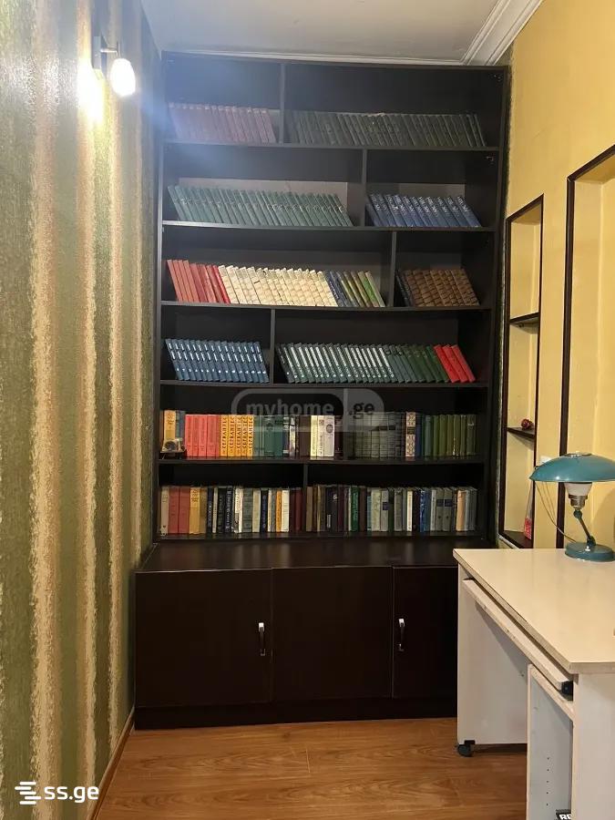 4 Room Private House For Rent. Chugureti view 4