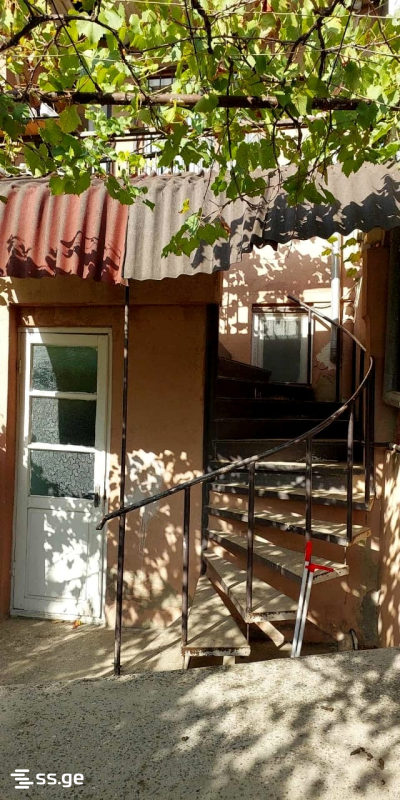10 Room Private House For Sale view 6