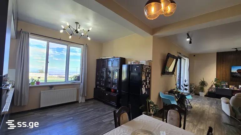 6 Room Private House For Sale view 10