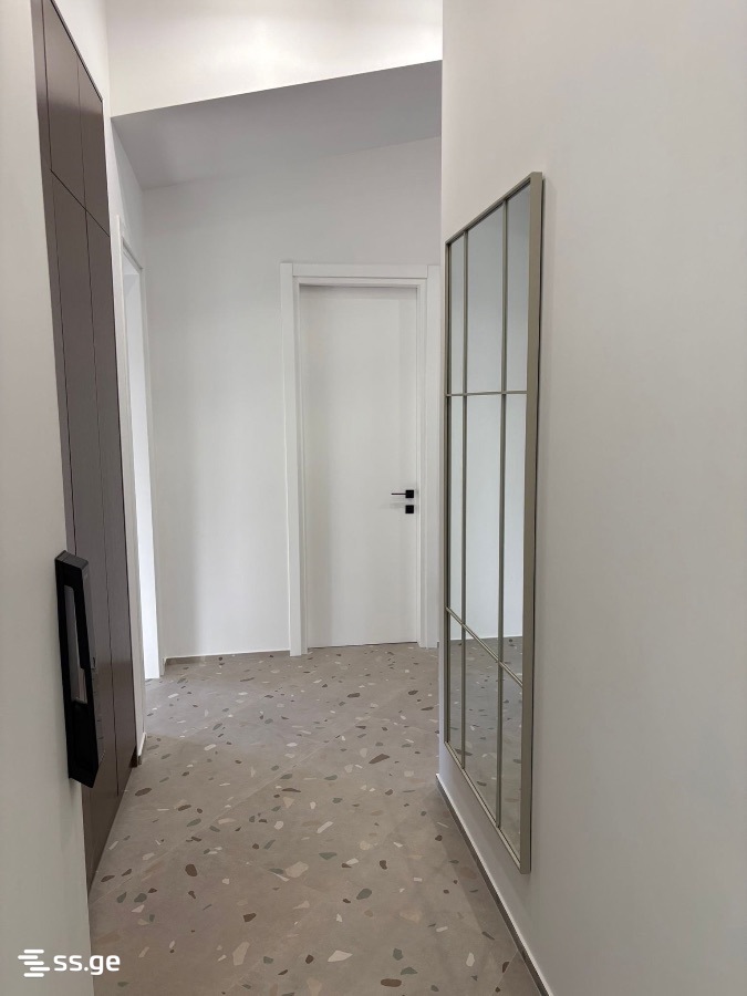 3 Room Flat For Rent. Batumi view 2