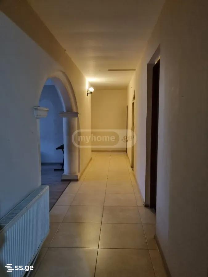 10 Room Private House For Sale view 9