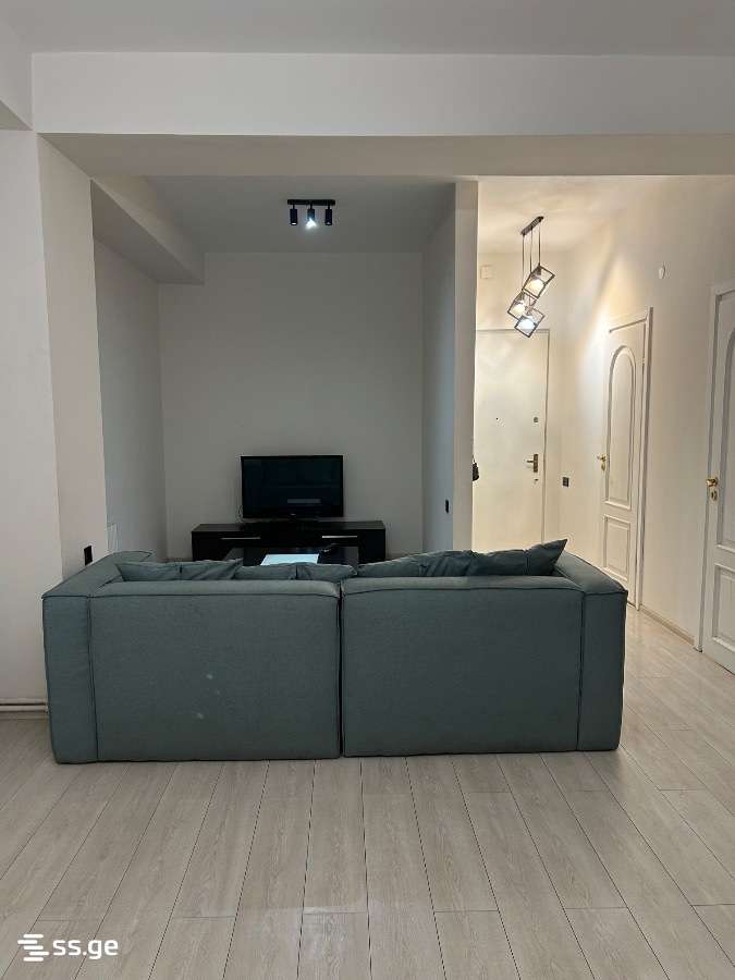 3 room Flat For Rent. Saburtalo – další