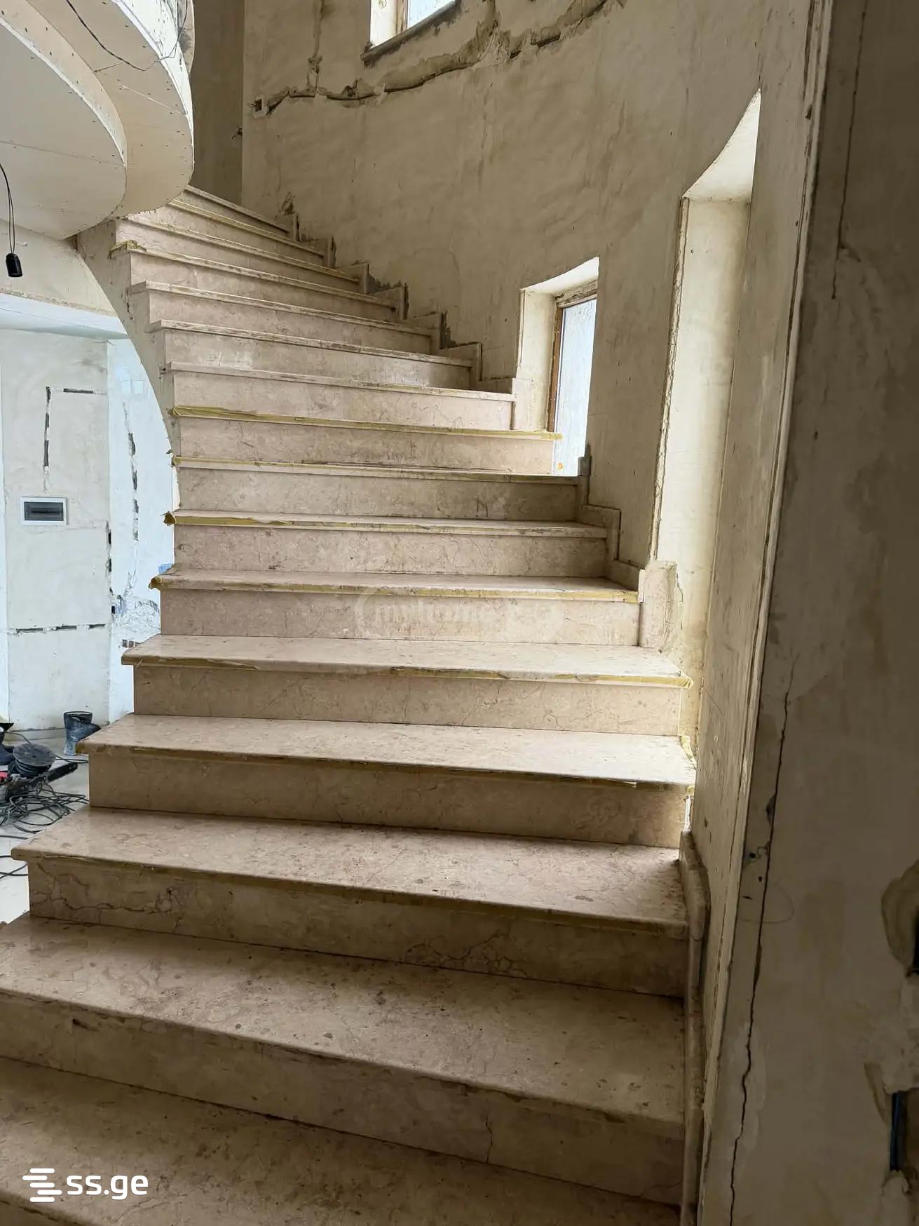 10 Room Private House For Sale view 10
