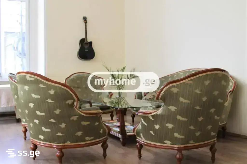 6 Room Hotel For Rent. Sololaki view 14