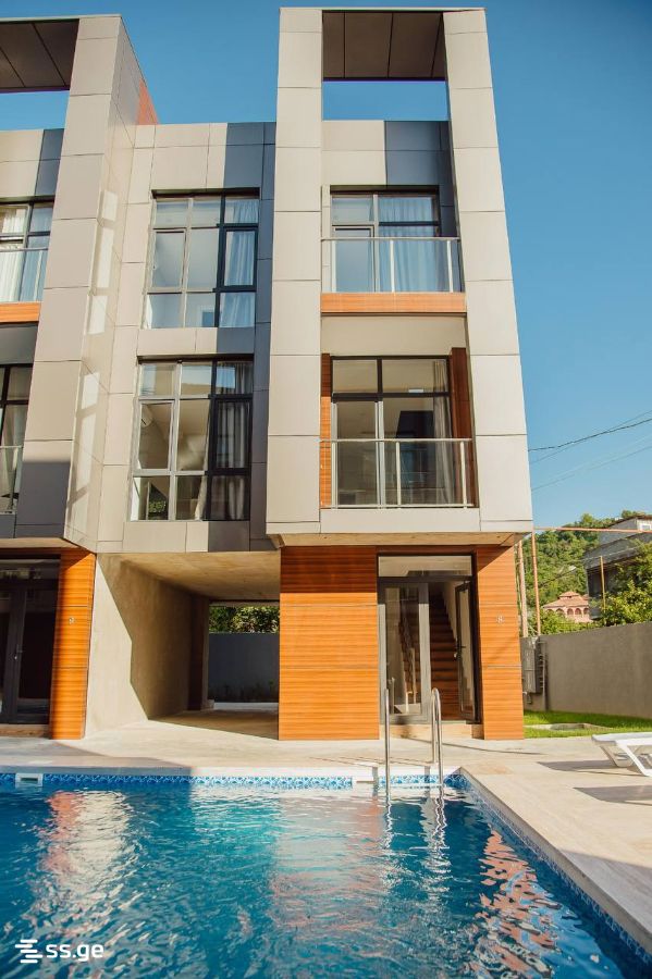 3 Room Flat For Rent. Gonio view 4
