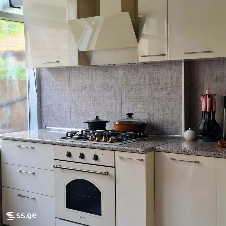 10 Room Private House For Sale view 11