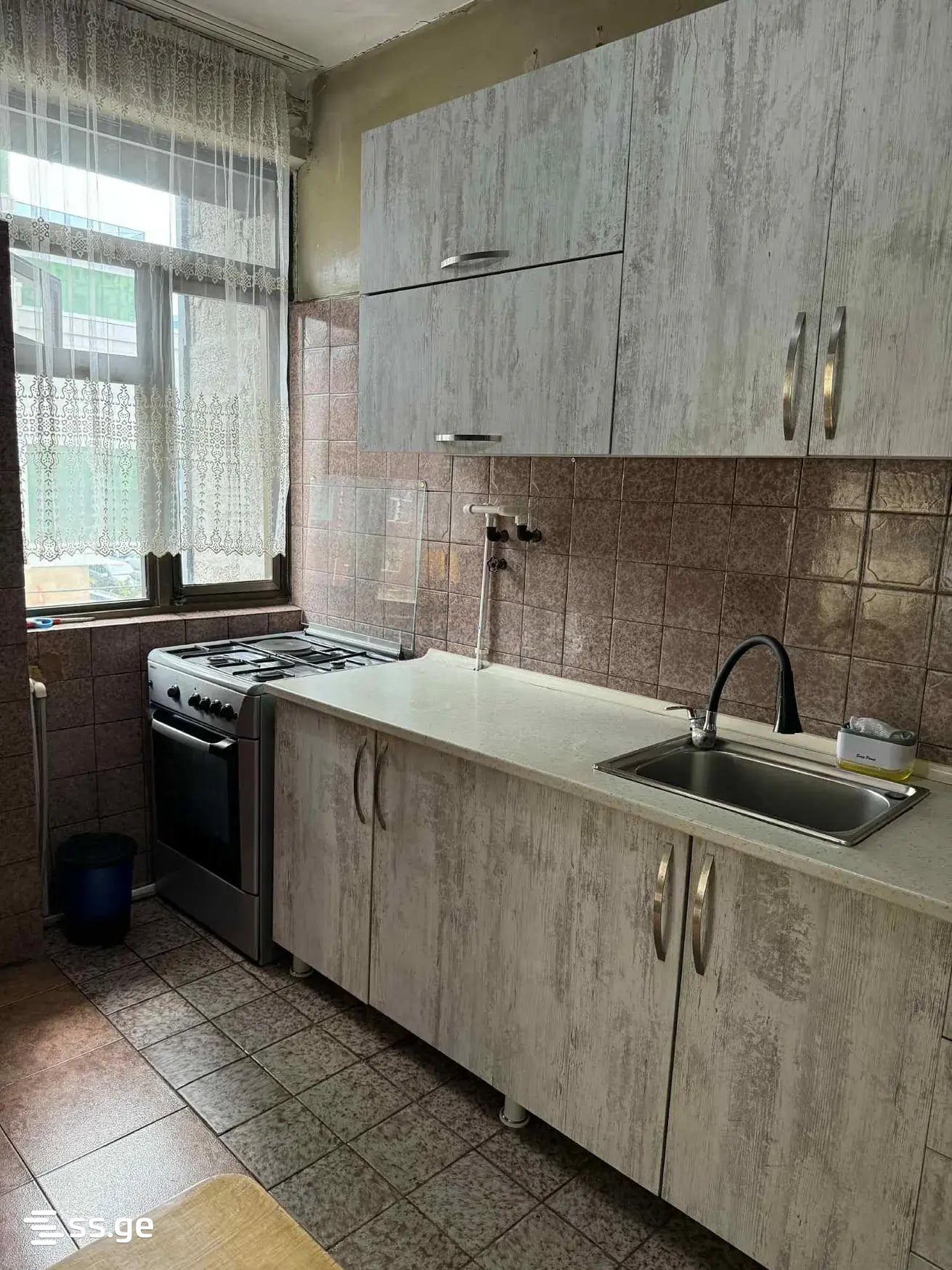 4 Room Flat Daily Rent. Batumi view 12