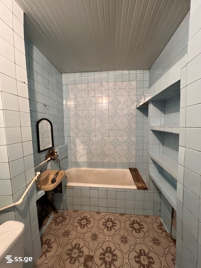 3 Room Flat For Sale, 3 of 4
