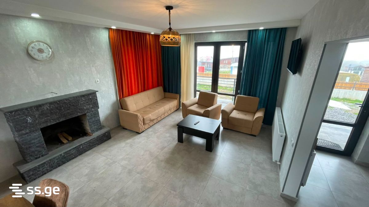 3 Room Private House For Sale view 4