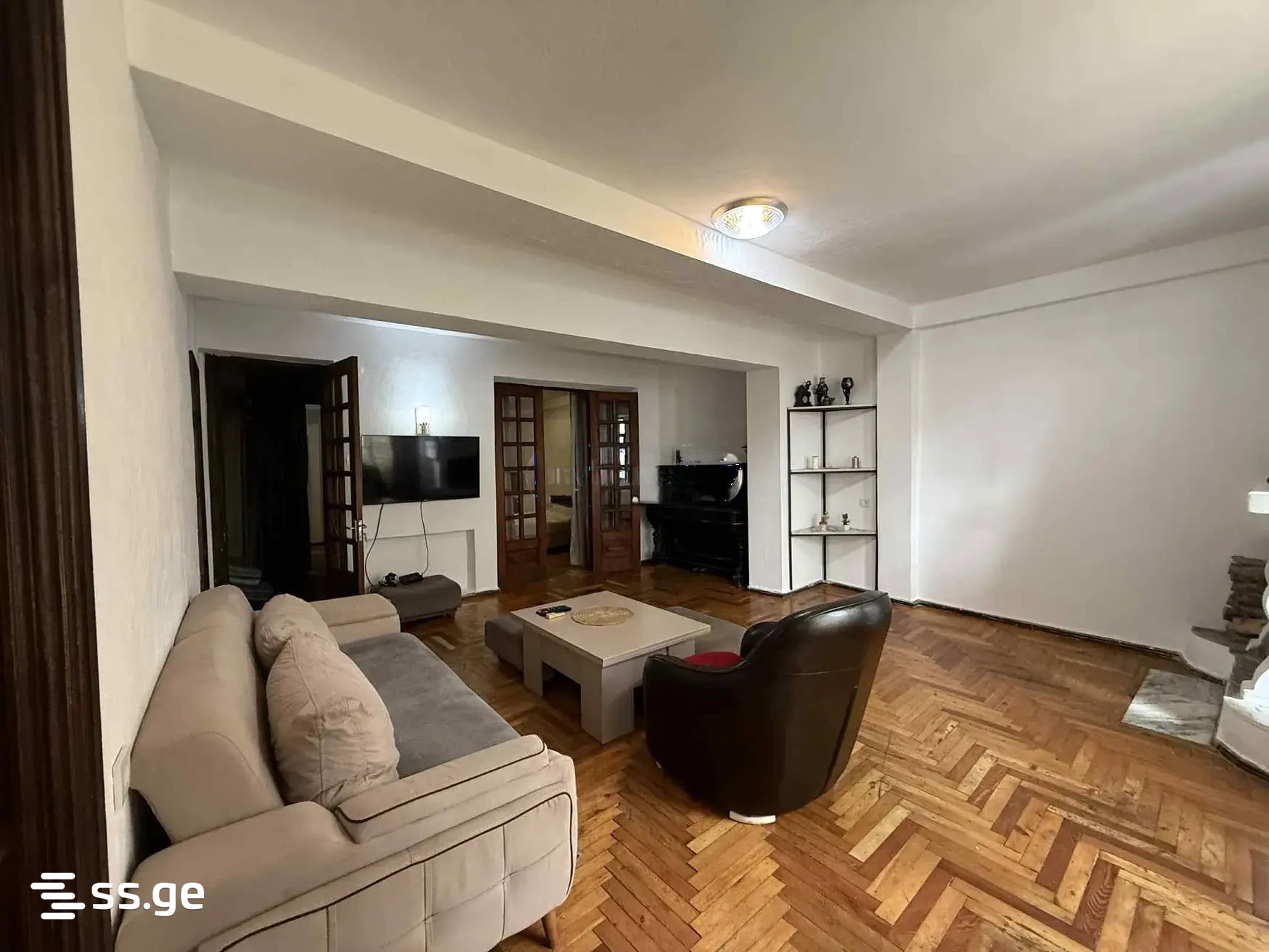 4 Room Flat Daily Rent. Batumi view 2