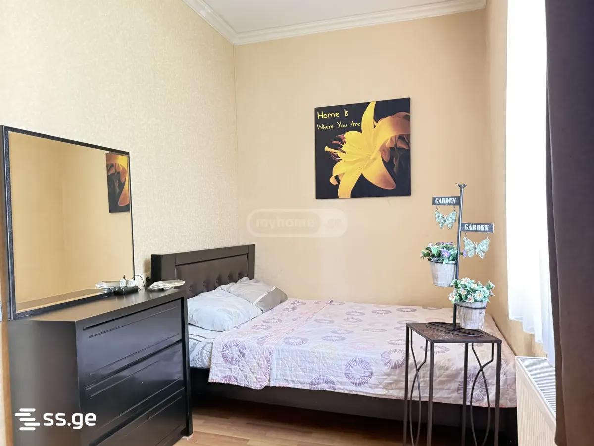 3 room Flat For Rent. Chugureti - Meer