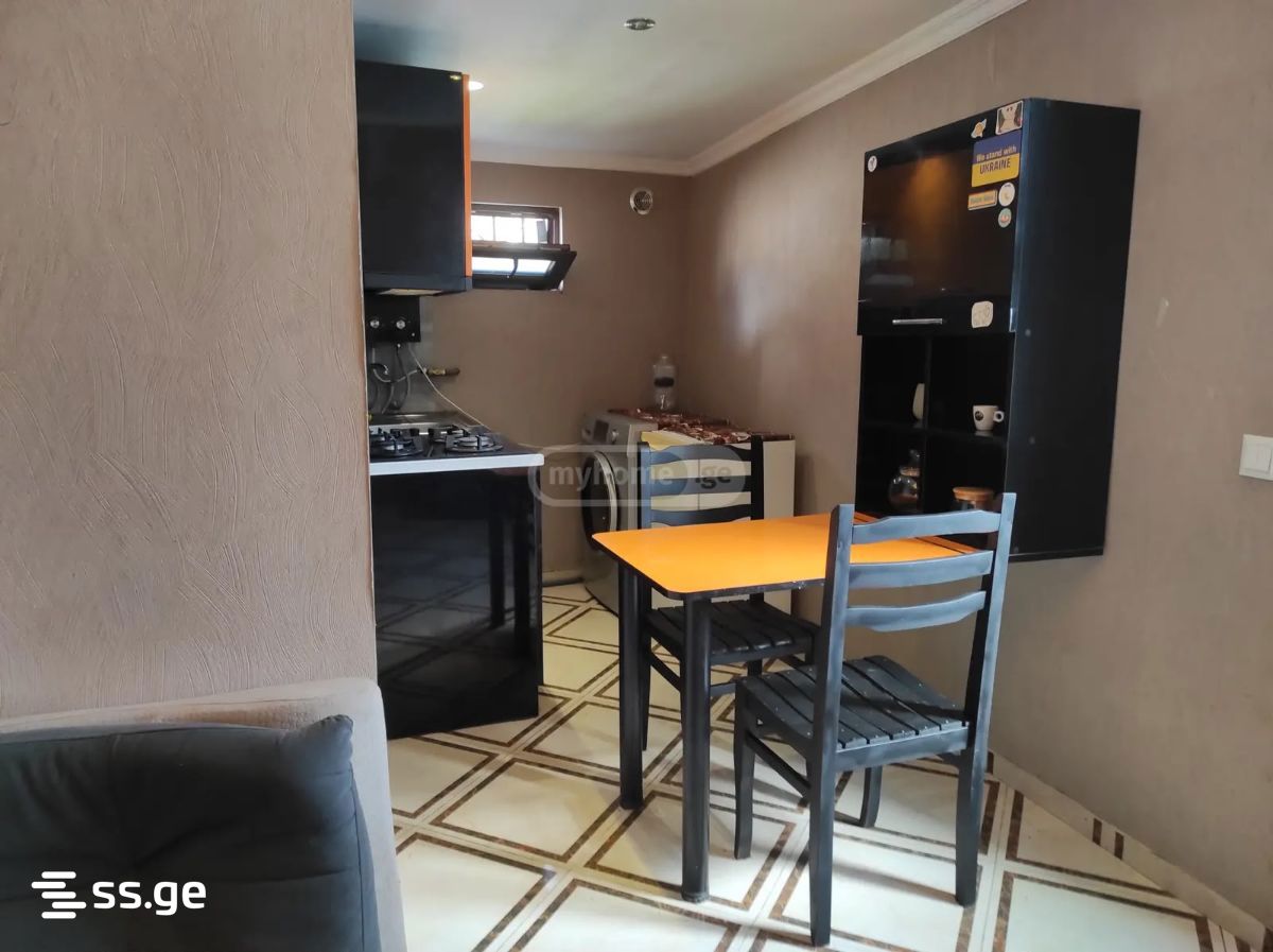 2 Room Private House For Rent. Chugureti, 4 of 4