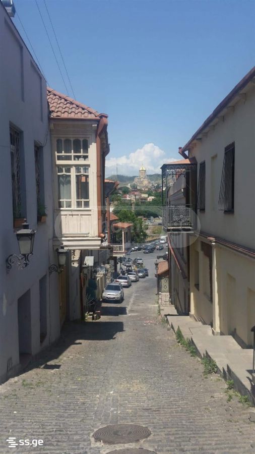 4 Room Private House For Sale view 3