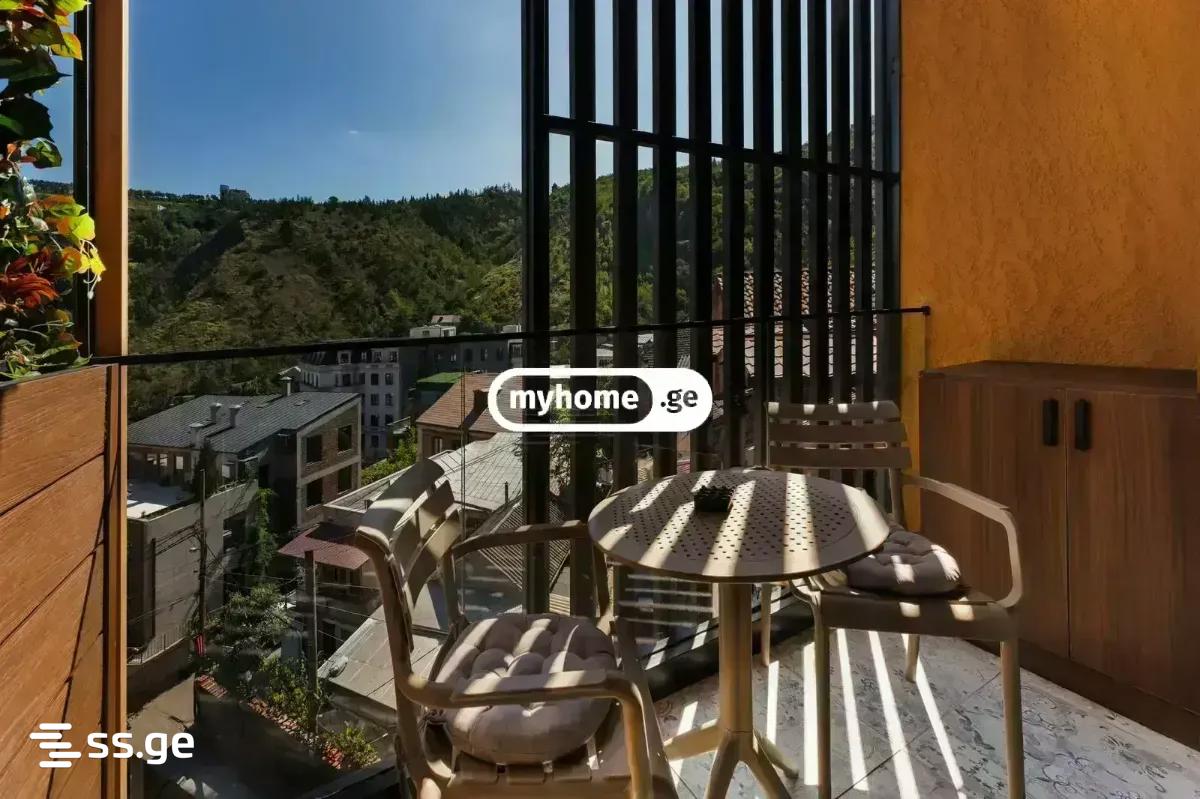 18 Room Hotel For Rent. Mtatsminda view 7