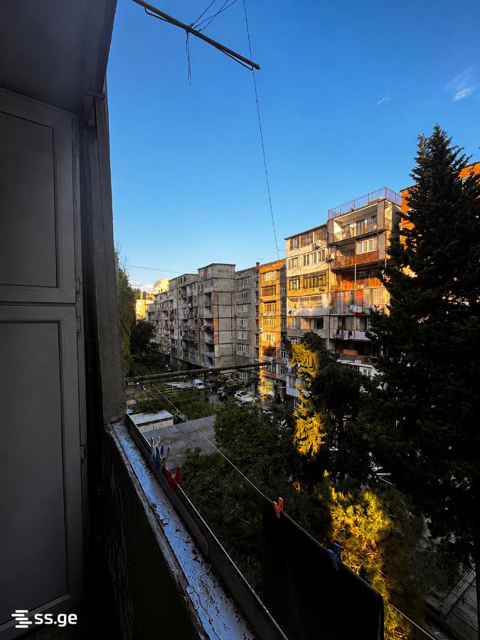 3 room Flat For Sale. Saburtalo - Vista 2