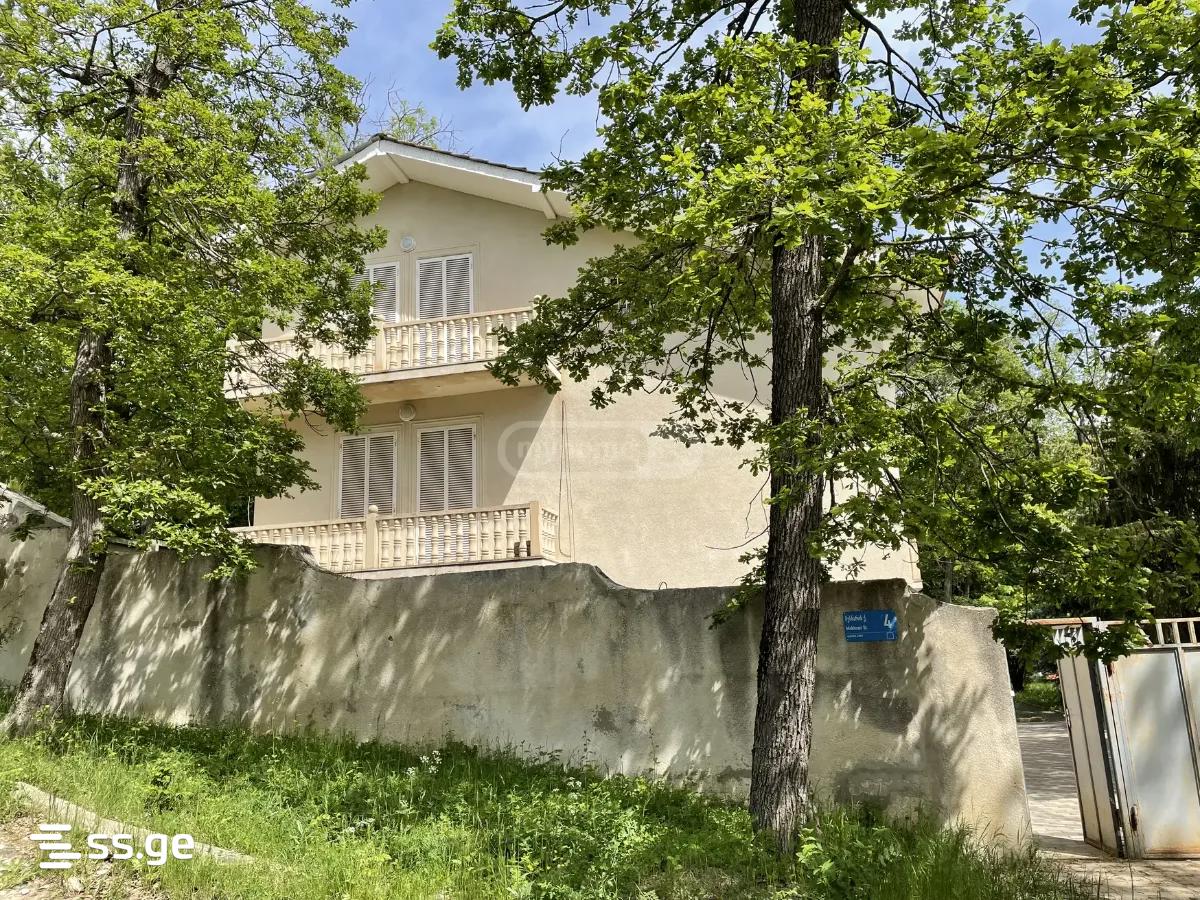 7 Room Private House For Sale view 11
