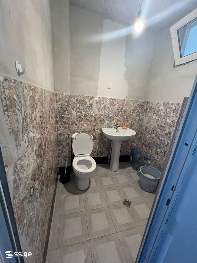 Продажа 4-комната Квартира view 10