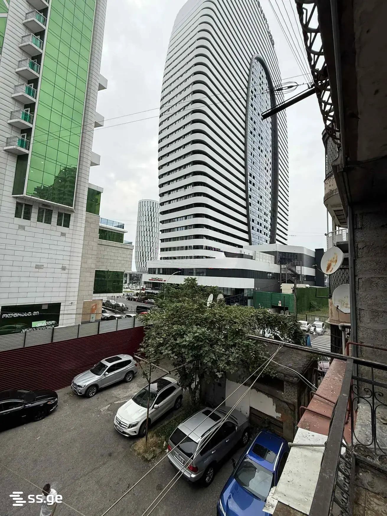 4 Room Flat Daily Rent. Batumi view 15