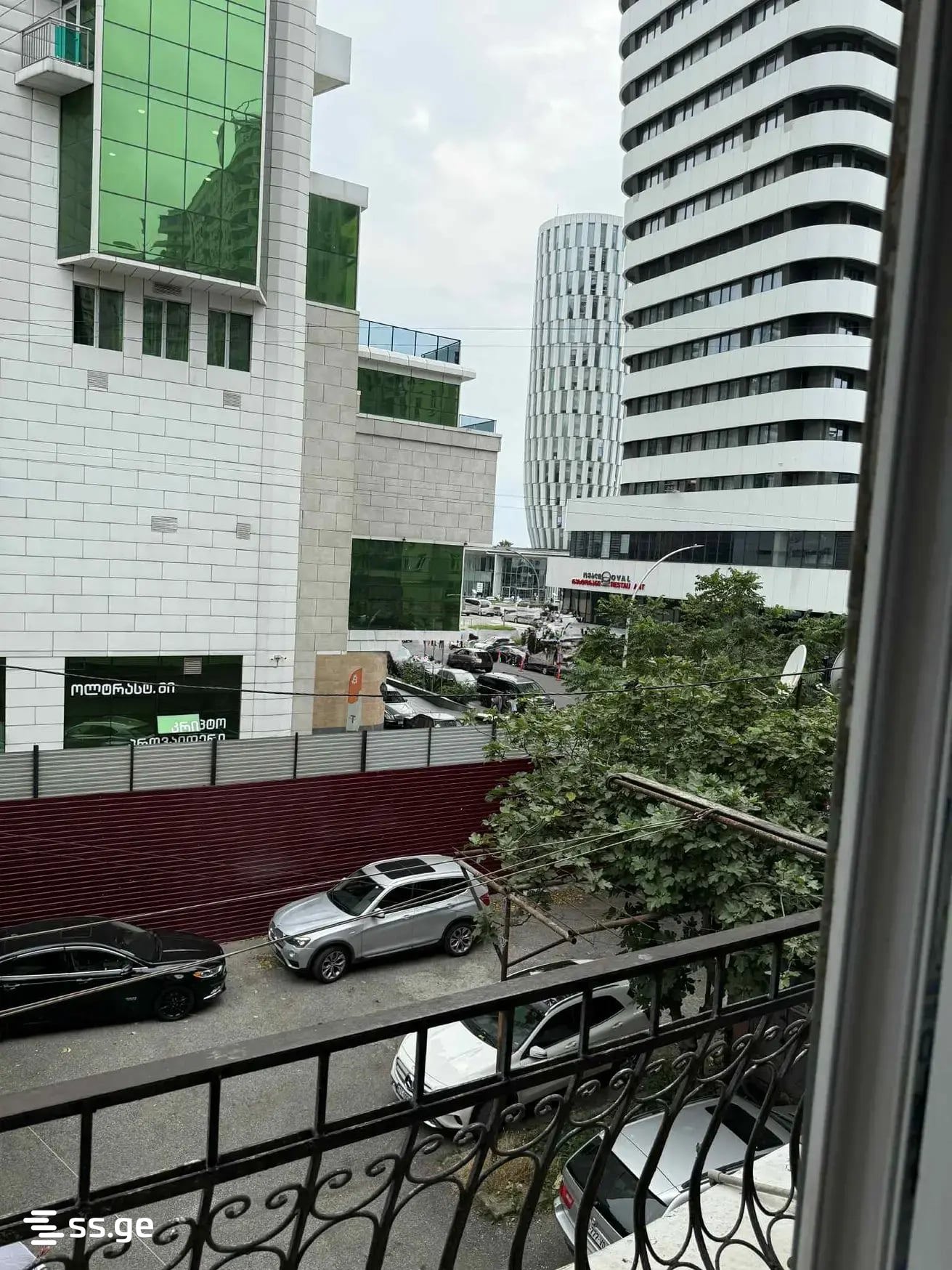 4 Room Flat Daily Rent. Batumi view 11